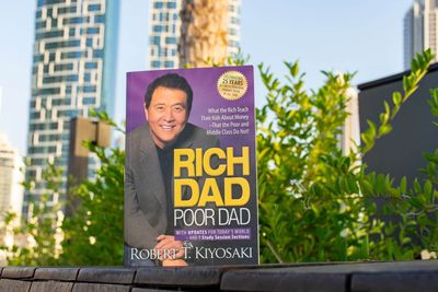 ‘The Fastest Way Out of Debt Is More Debt’: Robert Kiyosaki Says His Yacht and Private Jet Are Paid for by the People Who Rent Them